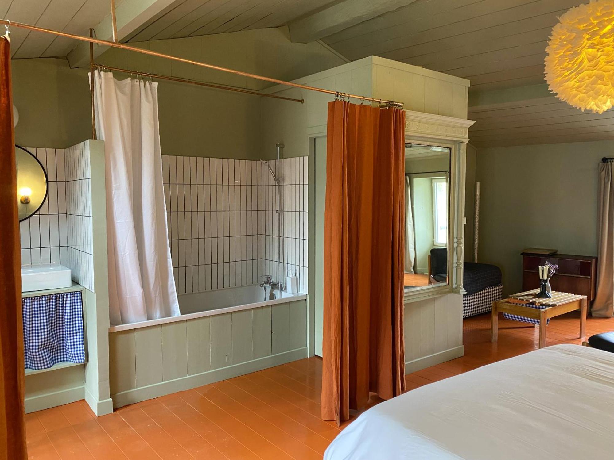 Maison Matejewski Chambre D'Hotes Avec Jardin Blaye Exterior foto